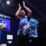 Luke Humphries and Gian Van Veen Progress as World Grand Prix Reaches Round Two