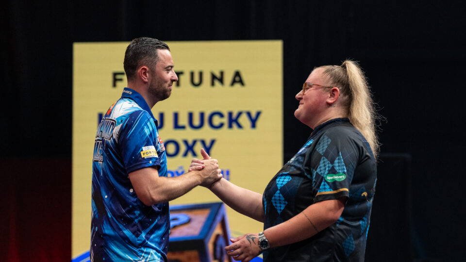 Luke Humphries and Luke Littler Return to Winning Ways at Czech Darts Open