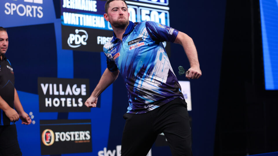 Luke Humphries and James Wade Power Into World Grand Prix Quarter-Finals