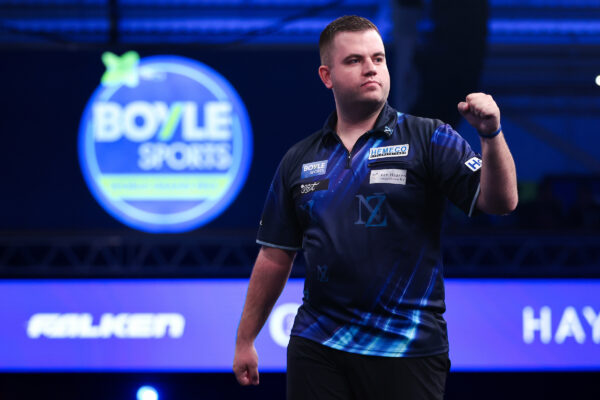 Luke Humphries and James Wade Power Into World Grand Prix Quarter-Finals Luke Humphries and James Wade Power Into World Grand Prix Quarter-Finals