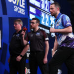 Humphries and Price to meet in World Grand Prix Final