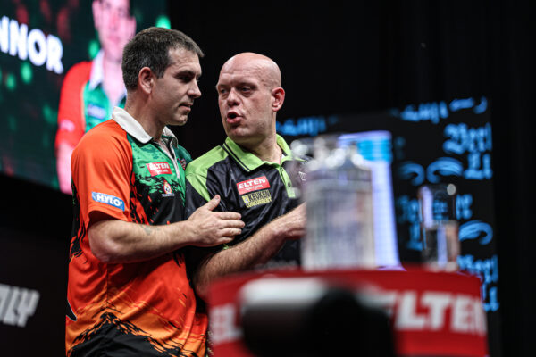 Gian Van Veen Smashes European Tour Record as Schindler and Bunting Seal Dortmund Spots Gian Van Veen Smashes European Tour Record as Schindler and Bunting Seal Dortmund Spots