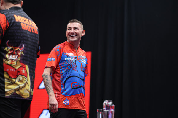 Gian Van Veen Smashes European Tour Record as Schindler and Bunting Seal Dortmund Spots Gian Van Veen Smashes European Tour Record as Schindler and Bunting Seal Dortmund Spots