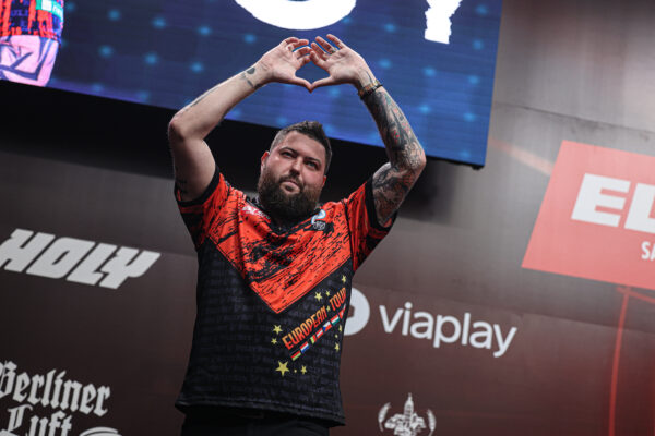 Karel Sedlacek Moves Into European Championship Spots After Day One at the Dutch Darts Championship Karel Sedlacek Moves Into European Championship Spots After Day One at the Dutch Darts Championship
