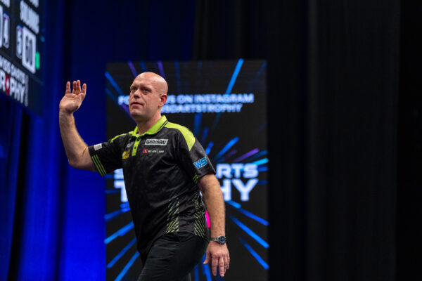 Luke Humphries and Jonny Clayton Star On Day Two At The Swiss Darts Trophy Luke Humphries and Jonny Clayton Star On Day Two At The Swiss Darts Trophy